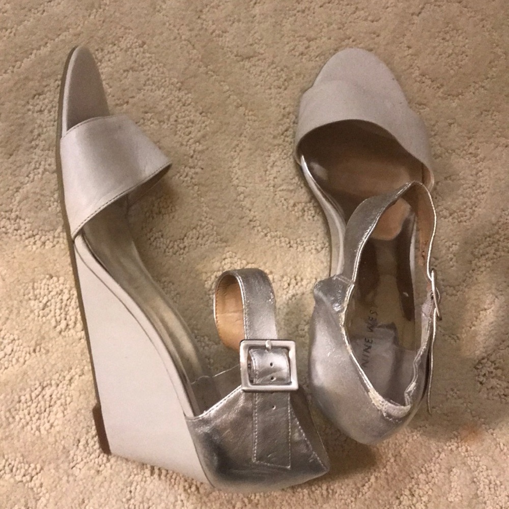 Sandals - Picture 2 of 6